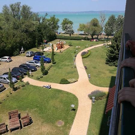 Hanga Apartman Шиофок Экстерьер фото
