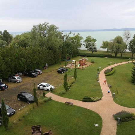 Hanga Apartman Шиофок Экстерьер фото